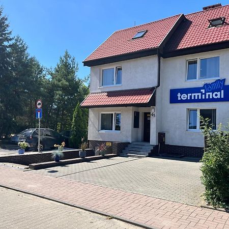 Terminal Family Airport Hostel Poznań Kültér fotó